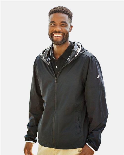 Nautica Men's Stillwater Hooded Windbreaker N17926
