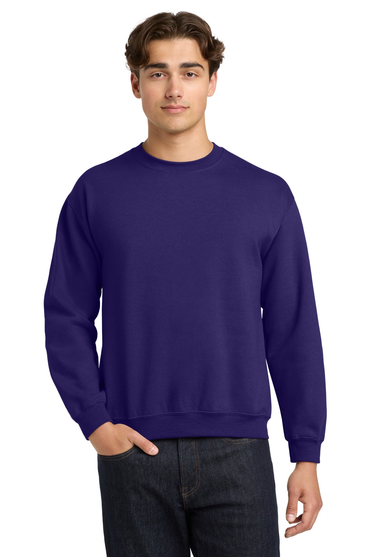 Gildan Heavy Blend Crewneck Sweatshirt.  18000