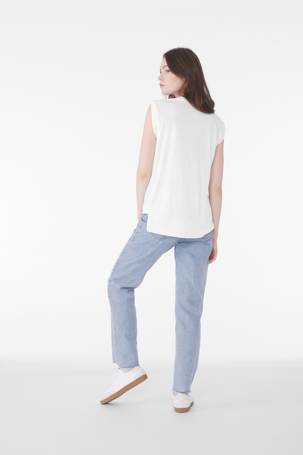 BELLA+CANVAS Women's Flowy Muscle Tee with Rolled Cuffs BC8804