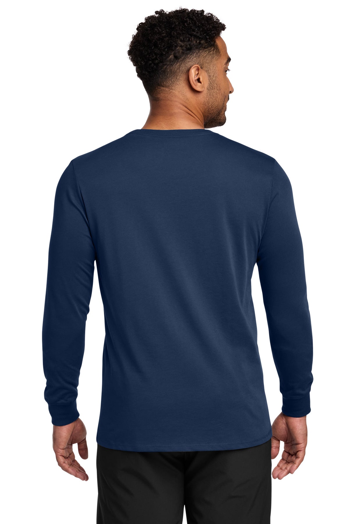 Nike Dri-FIT Cotton/Poly Long Sleeve Tee. NKBQ5230