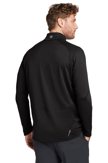 OGIO Radius 1/4-Zip. OE550